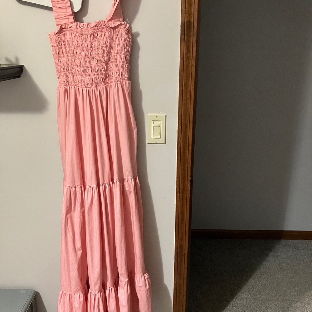 Abercrombie & Fitch pink summer maxi dress.